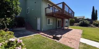 Nicely remodeled 1 bedroom Suite, All utilities paid + WiFi Gallery 31