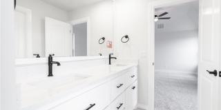 4 Bedroom Home in Edmond with Storm Shelter and Bonus Room Gallery 13