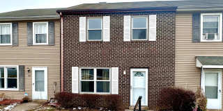 53 EISENHOWER Circle Gallery 1