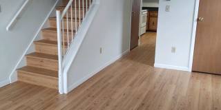 Adorable Townhome Gallery 4