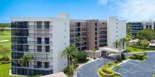 5279 Fountains Drive S Gallery 1