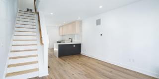 1532 CATHARINE Street Gallery 6