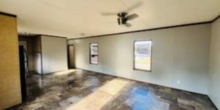 3 Bedroom 2 Full BathRoom Gallery 1