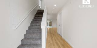 STUNNING 3 Bed / 2.5 Bath Brand New Townhome / End Unit !!! Gallery 6