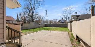 1409 Green Gallery 19