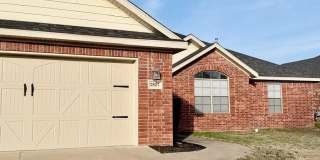 2827  N Cassius  LN Gallery 1