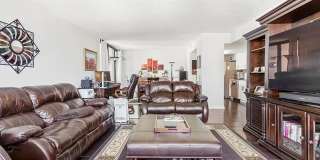 410 W 7th Street unit: 1023 Gallery 7