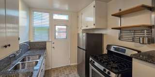Spacious Studio in the Heart of Los Feliz Spacious Studio in the Heart of Los Feliz Gallery 7