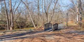Private Basement Unit at 2630 Merry Oaks Trail Gallery 8