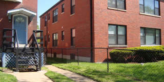 6041 Waterman Boulevard Gallery 20