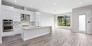 8225 NW 43rd St Gallery 2