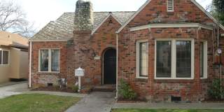**COMING SOON!!** Spacious 2 Bedroom, 1 Bathroom Home near Convenient Old Town Pittsburg Gallery 1