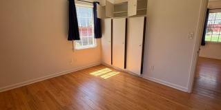 Charming 3-Bedroom Home with Spacious Backyard – Prime Location Gallery 12