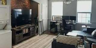1817 S 11TH Street Gallery 1