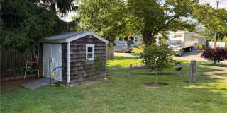 41 Dudley Avenue Gallery 32