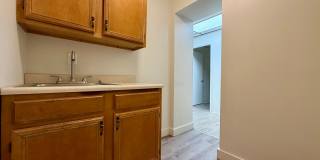 First Floor Commercial Space in Perfect Oakland Location Right on Boulevard of the Allies! CALL TODAY! Gallery 10