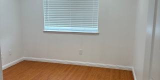 Stunning 3 Bed 3 Bath Duplex in Placentia with Open Floor Plan and Vaulted Ceilings. Gallery 47