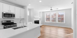 Lake Access End-Unit Townhome | Walk to Downtown Davidson | 3BR + Guest Suite Gallery 1