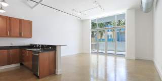 180 NE 4th Avenue Gallery 9