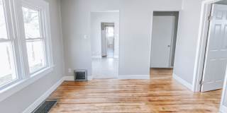 3 Bedroom, 2 Bath House Gallery 3