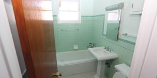 Beautiful 3 Bedroom Near UCR Gallery 1