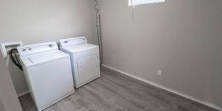 Stonegate Complex -- Fully Furnished and Utilities Included! Gallery 22
