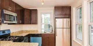 Charming 1 Bedroom Gallery 1
