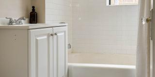 1916-34 W Winona / 5103-15 N Winchester Gallery 10