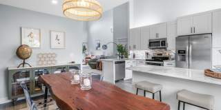 13549 Fountain View Boulevard Gallery 19