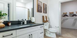Livano Knoxville Gallery 27
