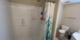 3 Bed, 2 Bath, 2 Car Garage Home For Rent Gallery 14