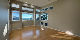 Breathtaking views of Chuckanut Bay!! Gallery 38