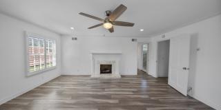 21801 Chatsworth St Gallery 16