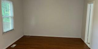 Very well maintained 3BR 3.5BA 3 level Colonial Townhome with fully fenced yard Very well maintained 3BR 3.5BA 3 level Colonial Townhome with fully fenced yard Gallery 20