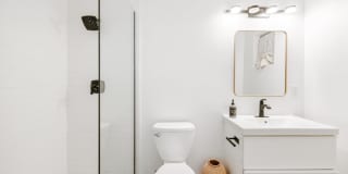 1303 W 9th Street Gallery 16