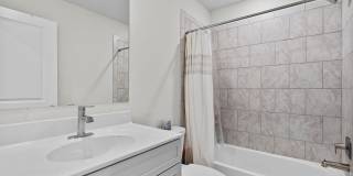 10893 DRUMMOND Place Gallery 21