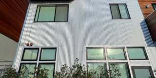 2 Bedroom 2.5 Bath With View In Desirable City of Emeryville, Ca.! Gallery 1