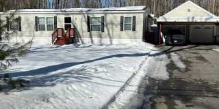 Sweet location, 3 bedroom 2 bath in Eliot Maine! 2 car garage! Gallery 1