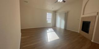 4 bed 2 bath home in Huning Ranch. Gallery 6