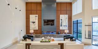 The Huntley Gallery 20