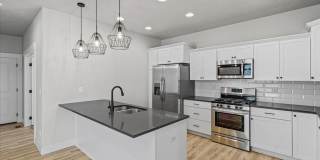 Perfectly designed 5-bedroom, 3-bath single family home Gallery 17