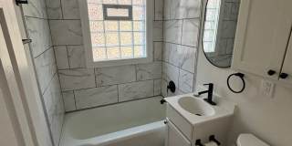 2 Bedroom Single Family Home! Gallery 10