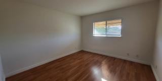 4029 East 7th Street Gallery 10