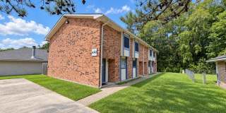 2 Bedroom in Central School District Gallery 1