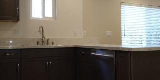 ALL UTILITIES INCLUDED! 3 Bed / 1 Bath Remodeled Condo/Duplex at Tanglewood ALL UTILITIES INCLUDED! 3 Bed / 1 Bath Remodeled Condo/Duplex at Tanglewood Gallery 15