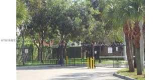 12040 SW 268th St Gallery 1