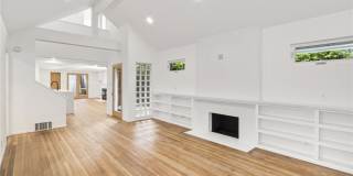 404 Prospect Street Gallery 11