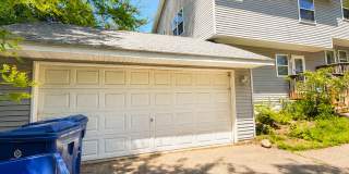 1415 43rd Avenue Northeast Gallery 1