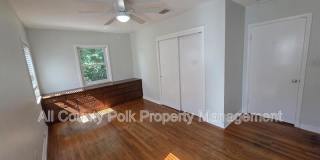 925 Sikes Blvd. Gallery 18