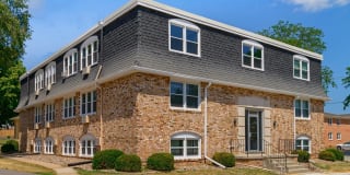 Plaza Manor Gallery 11